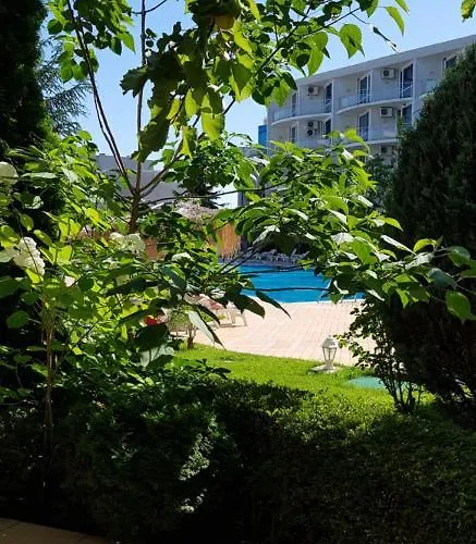 With Terrace 아파트