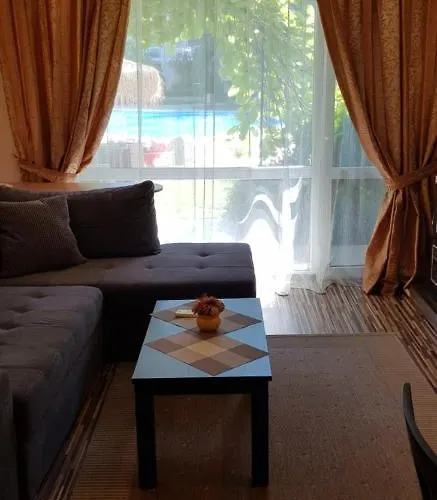 With Terrace 부르가스