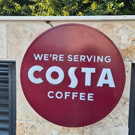 Apartamento With Terrace *