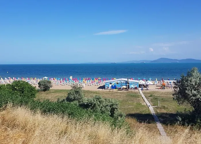 With Terrace Apartamento Burgas