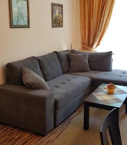 With Terrace Apartamento Burgas